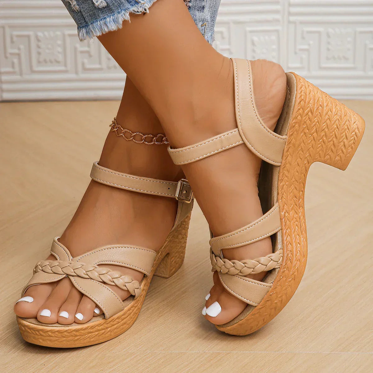 Ava | Elegant Orthopedic Sandals with Refined Mid-Heel Design