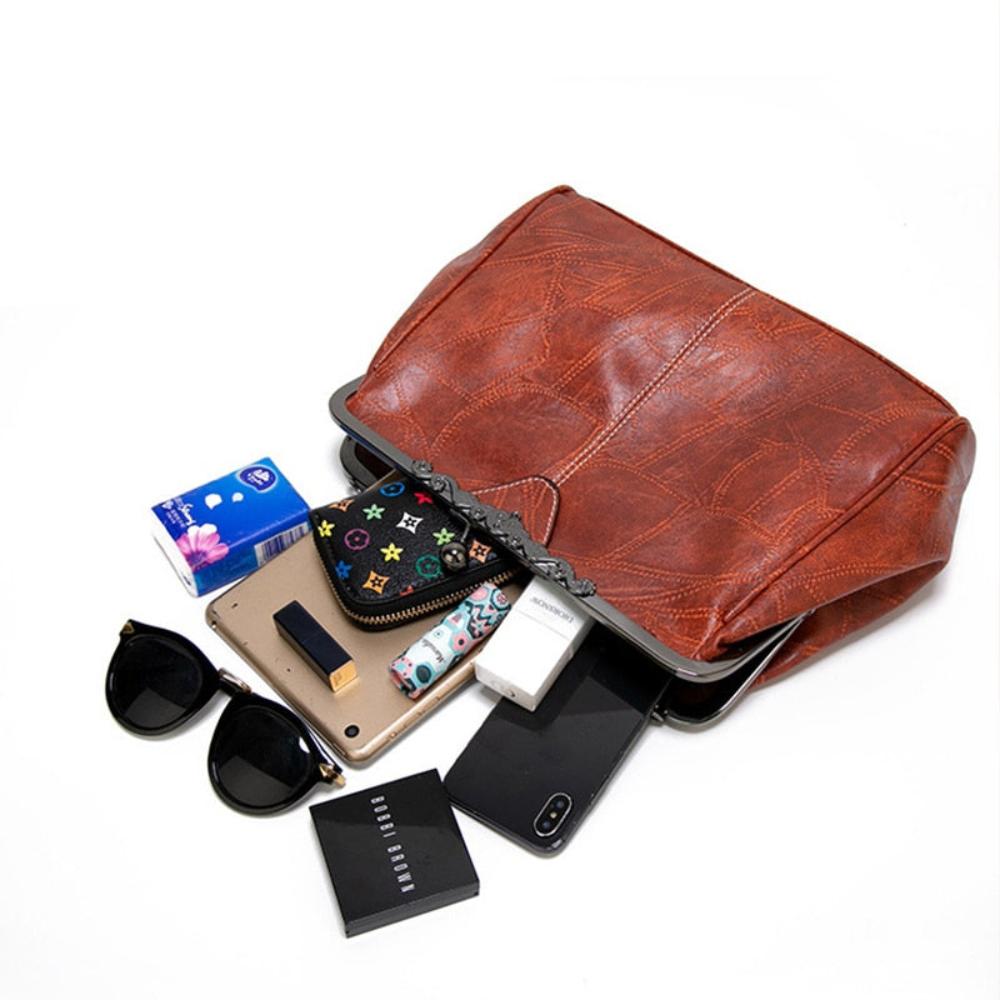 Vintage Kiss-Lock Handbag |