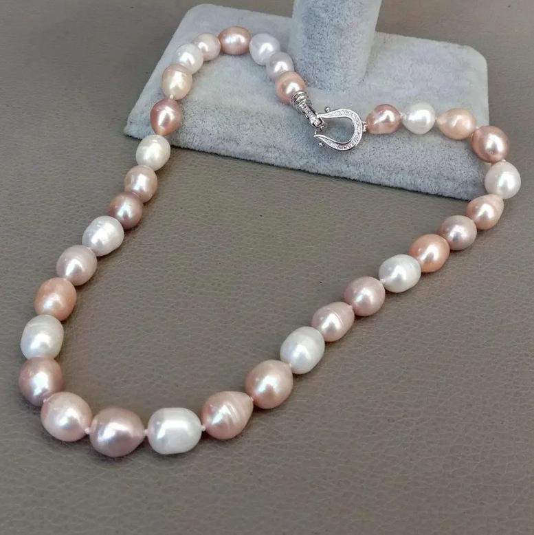 Bexley - Colored Pearl Necklace