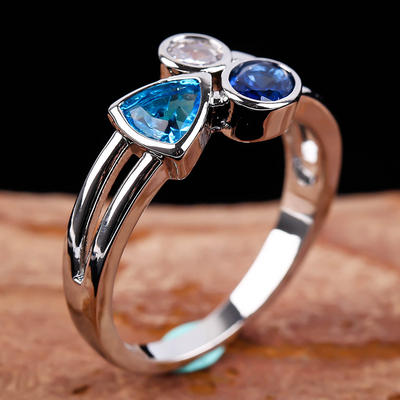 Cassidy – Vintage Blue Crystals Ring