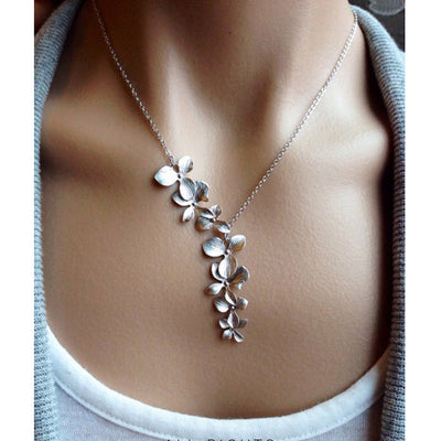 Ellie - Vintage Silver Flower Necklace