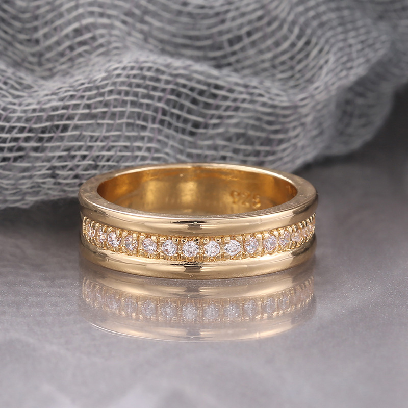 Marlowe – Elegant Double Zirconia Inlaid Ring