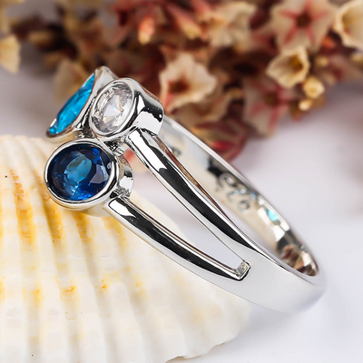Cassidy – Vintage Blue Crystals Ring