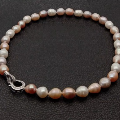 Bexley - Colored Pearl Necklace