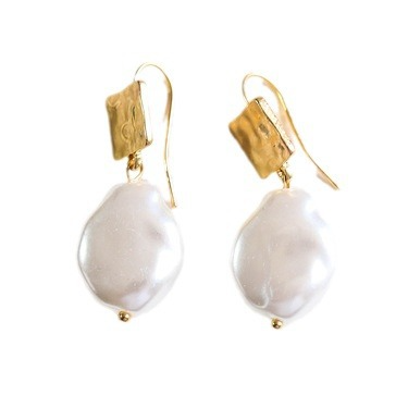 Astra – Vintage Freshwater Pearl Earrings