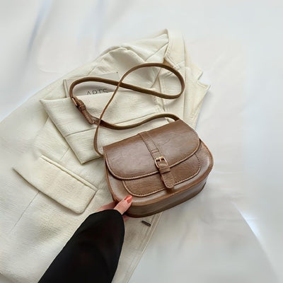 Evelyn Classic Saddle Crossbody Bag