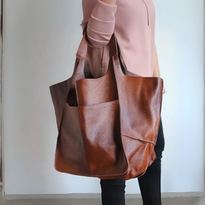 Laura’s Timeless Allure | Vintage Bag |