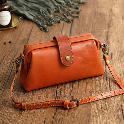 Ivy - Mini Crossbody Bag in Leather
