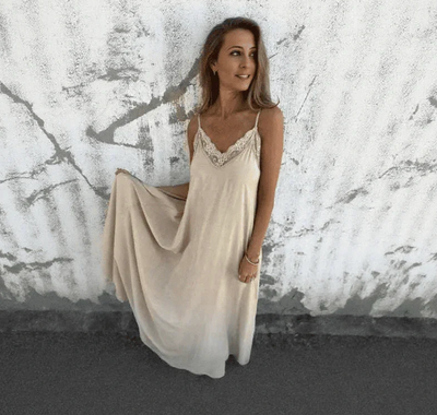 Carolina - Elegant Sleeveless Dress