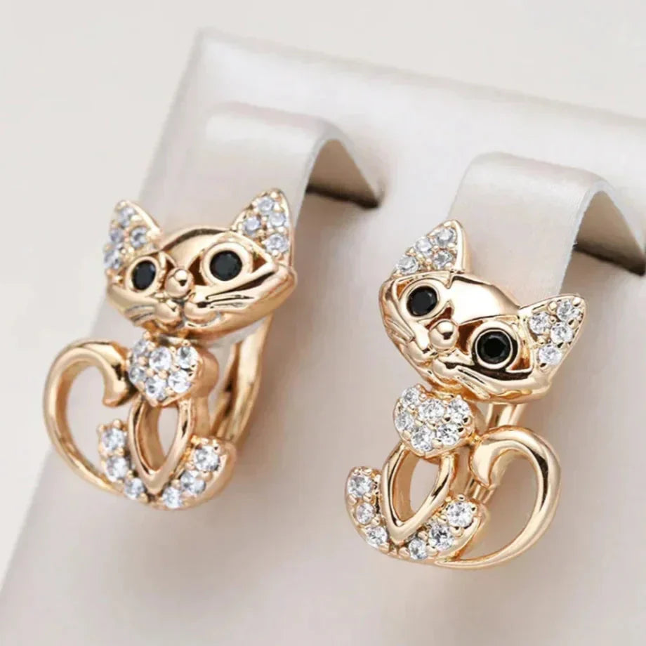 Yasmin – Elegant Zirconia Kitty Earrings