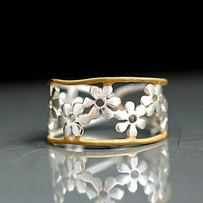 Indie – Irregular Hollow Daisy Ring
