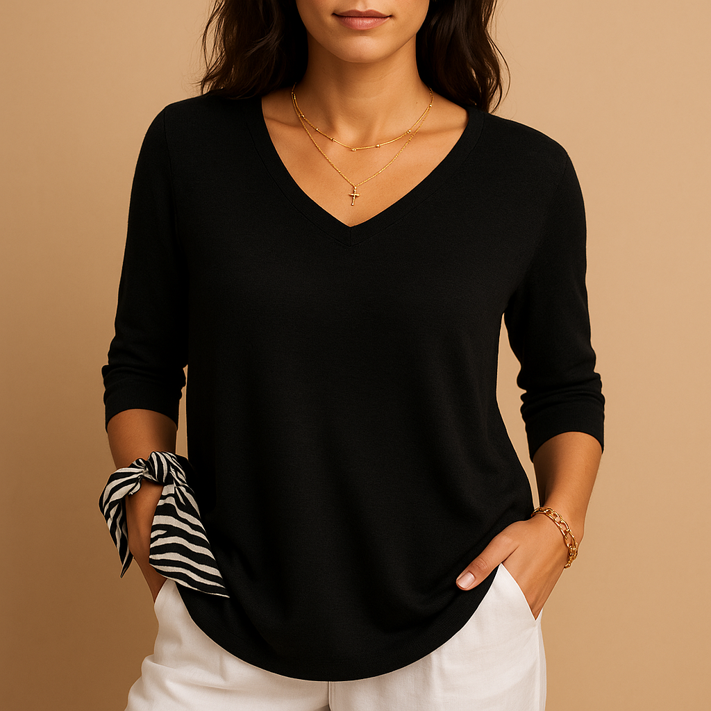Chic Loose-Fitting Women's Top with a Contemporary Cut | Evelien