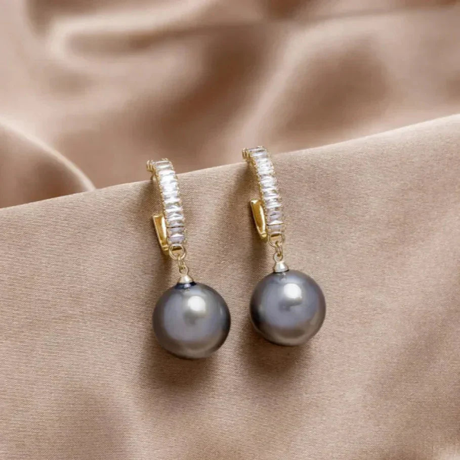Alanna – Luxury Pearl and Zirconia Earrings