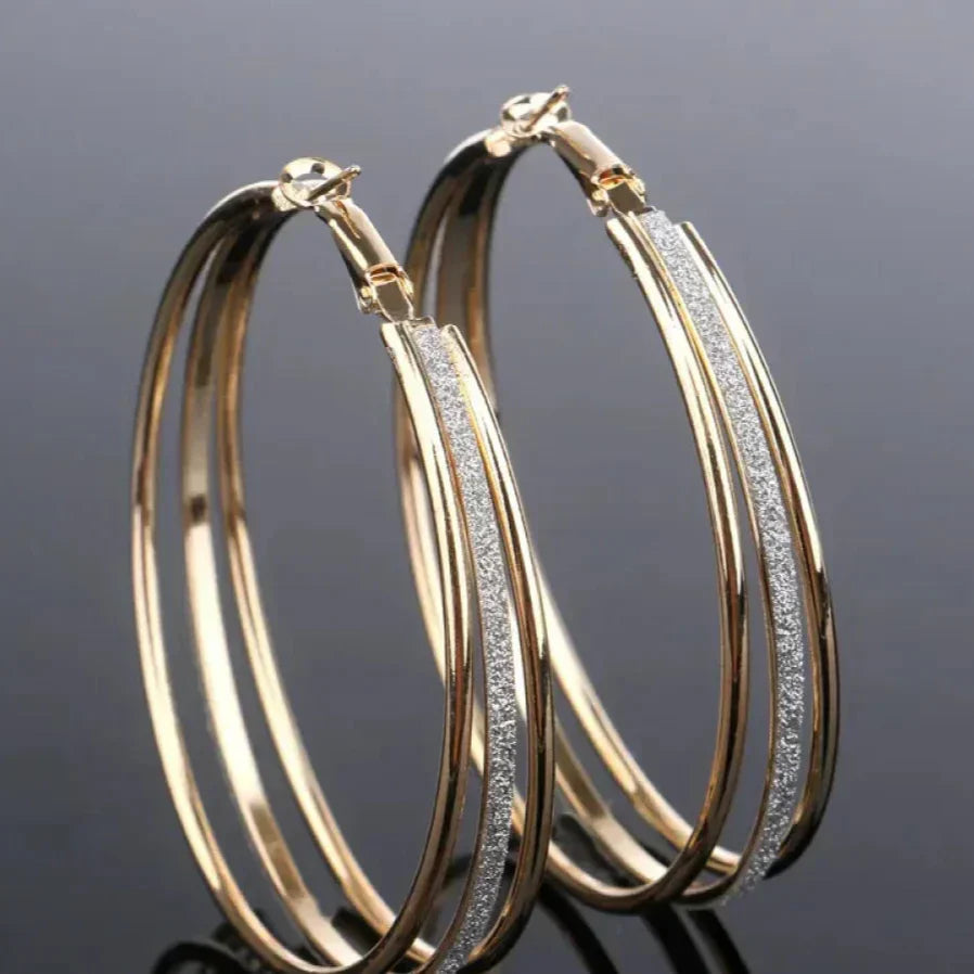 Novalee – Vintage Golden Bright Hoop Earrings